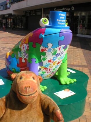 Mr Monkey looking at Foster the Frog