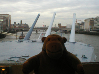 Mr Monkey looking at 'B' turret from the Admiral's Bridge