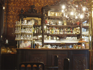 The bar of Le Cirio