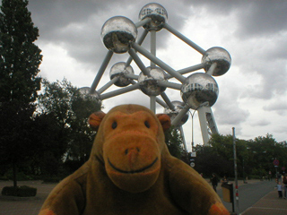 Mr Monkey looking up at the Atomium