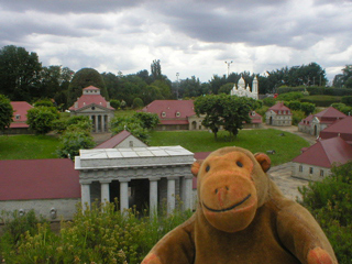 Mr Monkey looking at the Arc et Senans salt works