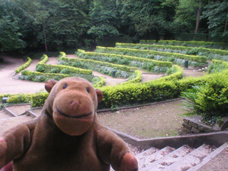 Mr Monkey looking down at the Théâtre de Verdure