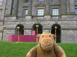 Mr Monkey looking at the empty stage