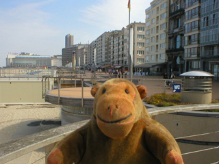 Mr Monkey looking along Ostende promenade