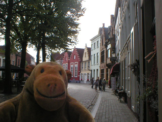 Mr Monkey walking around the Walplein