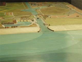 The end of the canal on the 1930s model