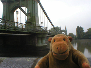 Mr Monkey looking at Hammersmith Bridge from the other side
