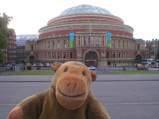 Mr Monkey looking at the Albert Hall