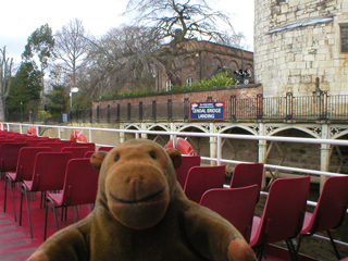 Mr Monkey approaching the Lendal Bridge landing stage