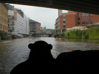 Mr Monkey going under Temple Bridge