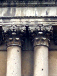 Corinthan capitals on the top floor of The Circus