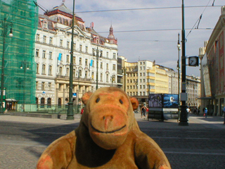 Mr Monkey looking around Námĕstí Republiky