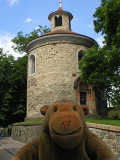 Mr Monkey looking at the Rotunda of St Martin