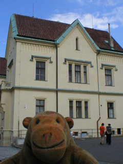 Mr Monkey looking at the New Provost's Residence