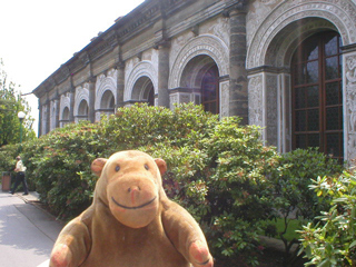 Mr Monkey looking at the Real Tennis Pavilion