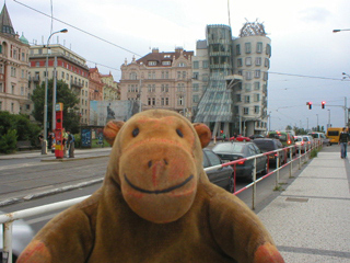 Mr Monkey looking at the Dancing House