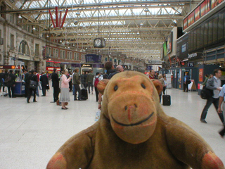 Mr Monkey in the main concourse of Waterloo station