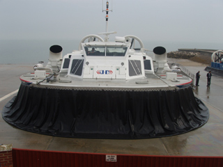 BHT130 hovercraft GH2142 fully deflated at Ryde