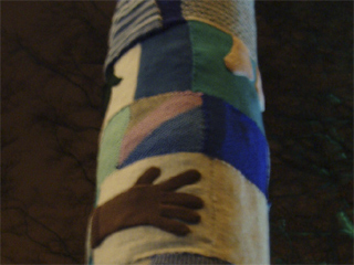 Blanket, by Heather Deedman, wrapping a tree in Saltwell Park