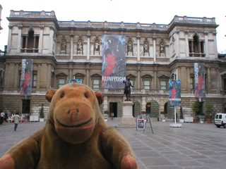 Mr Monkey outside the Royal Academy