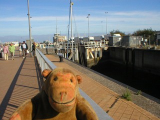 Mr Monkey watching the lock gates starting to open