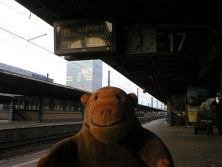 Mr Monkey waiting for a train at Bruxelles Midi