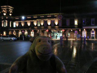 Mr Monkey running towards Chester station
