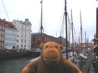 Looking up Nyhavn to the King's New Square