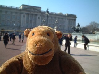 Mr Monkey in front of Buckingham Palace