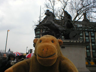 Mr Monkey in front of the statue of Boadicea