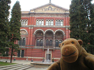 Mr Monkey in the central court of the V & A