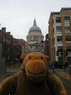 Mr Monkey walking towards St Paul's cathedral
