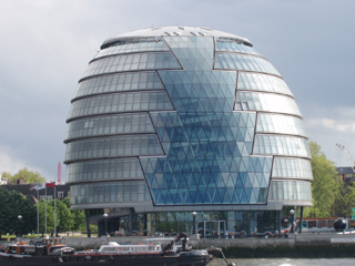 The patterned front of the mayor's office