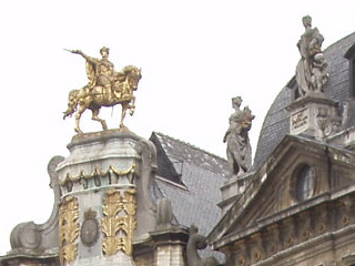 Close up of the roofline of the Arbre d'Or and the Cygne