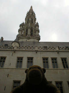 Mr Monkey looking at the spire from the inner courtyard of the Hotel de Ville