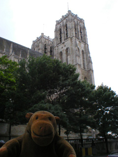Mr Monkey walking around the cathedral
