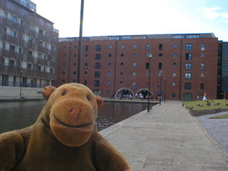 Mr Monkey looking at the Moon restaurant from a distance