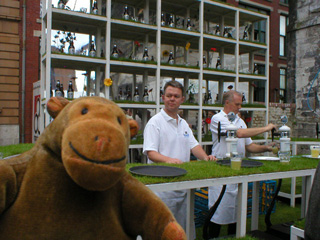 Mr Monkey at the Hoeagaarden bar