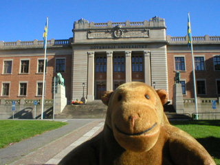 Mr Monkey outside Gothenburg University