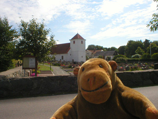 Mr Monkey looking at the church of Styrsö