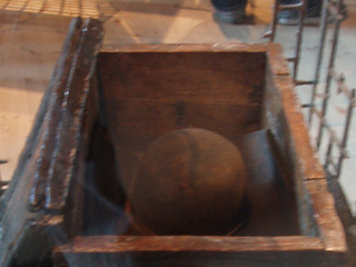 A 17th century hat in a sailor's box