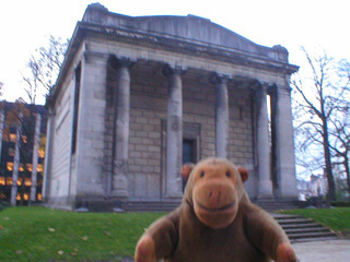 Mr Monkey looking at the Pavilion Horta