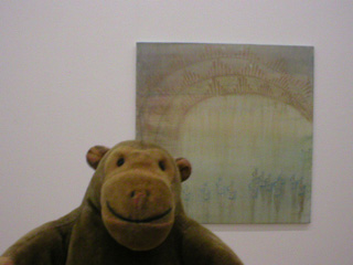 Mr Monkey in front of Otto-Knapp's Showgirls