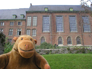 Mr Monkey looking at the abbey from the ruined cellars