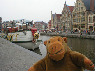 Mr Monkey looking at the Ghent barge