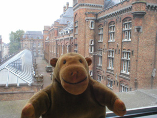 Mr Monkey looking at the Leopoldkazerne from a window in the Pavilion